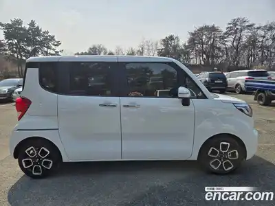 Kia Ray 2021 1.0 Автомат в Москве № 532622, миниатюра 3