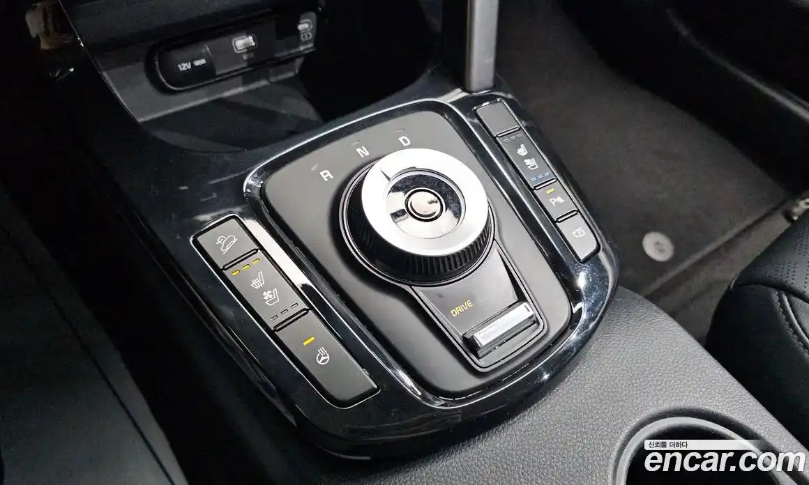 Kia Seltos 2024 1.6 Автомат в Москве № 532646, фото 9