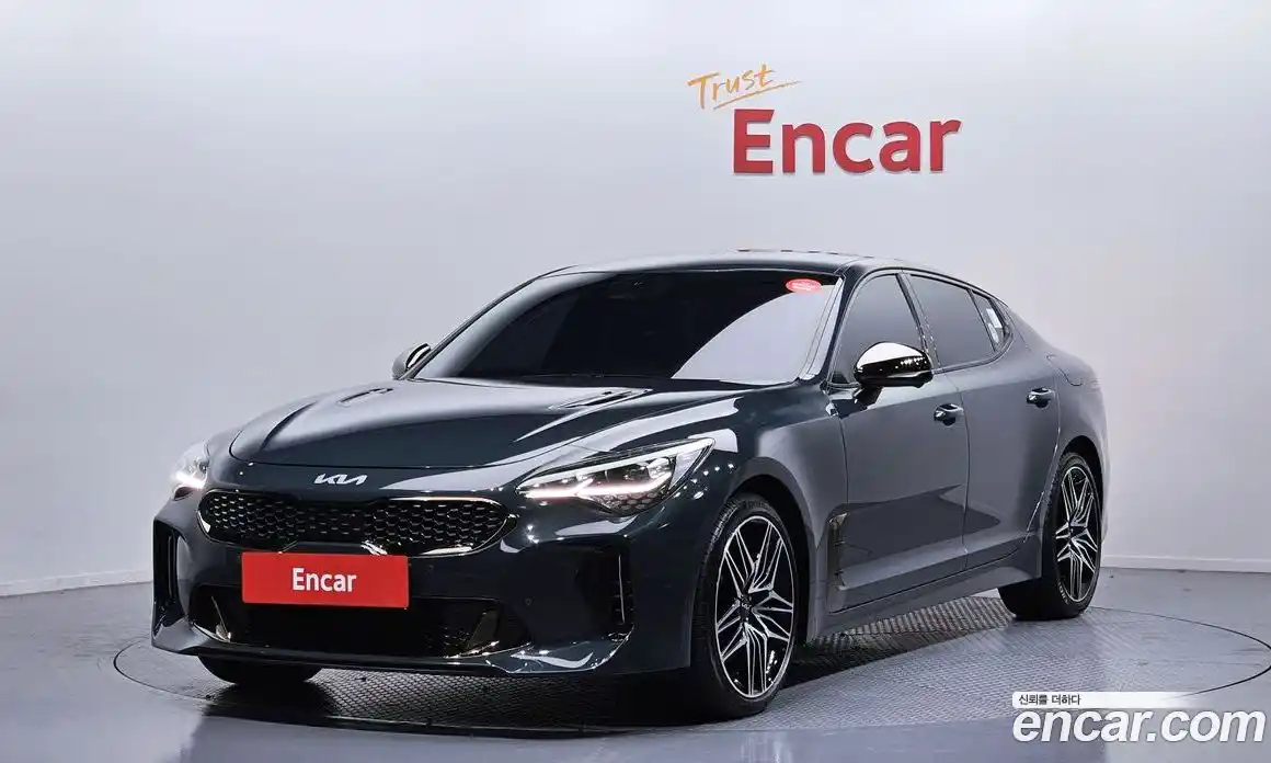 Kia Stinger 2023 2.5 Автомат в Москве № 532658, фото 1