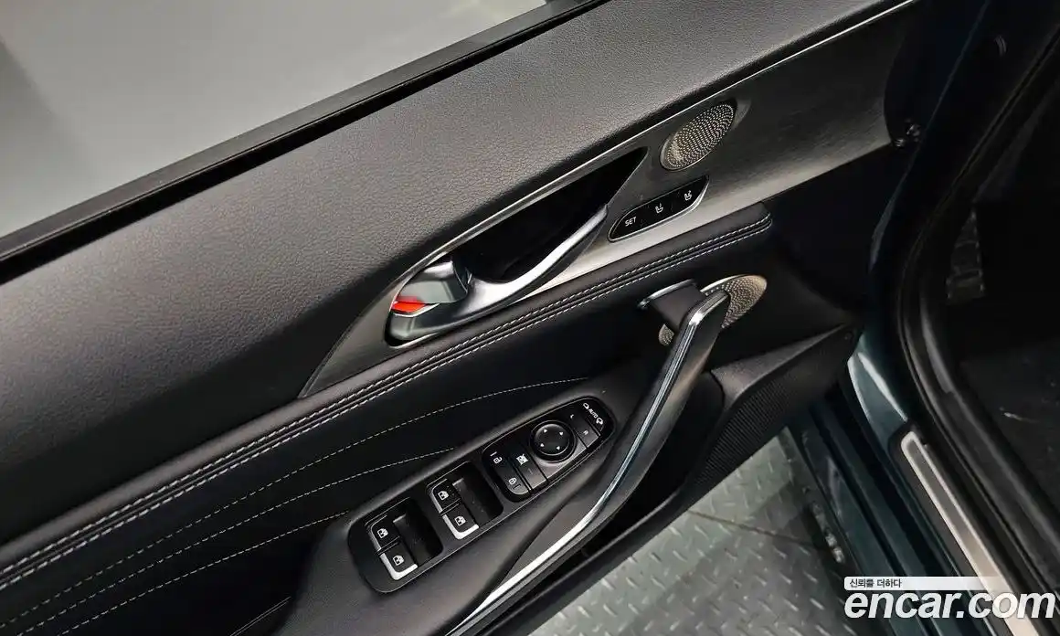 Kia Stinger 2023 2.5 Автомат в Москве № 532658, фото 18