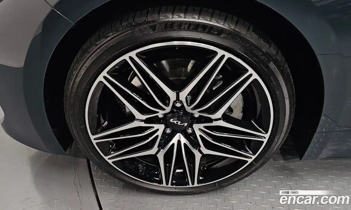 Kia Stinger 2023 2.5 Автомат в Москве № 532658, фото 5