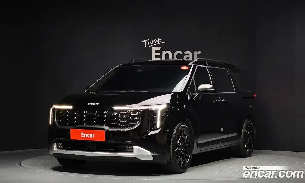 Kia Canival 2025 3.5 Автомат в Москве № 532692, фото 1