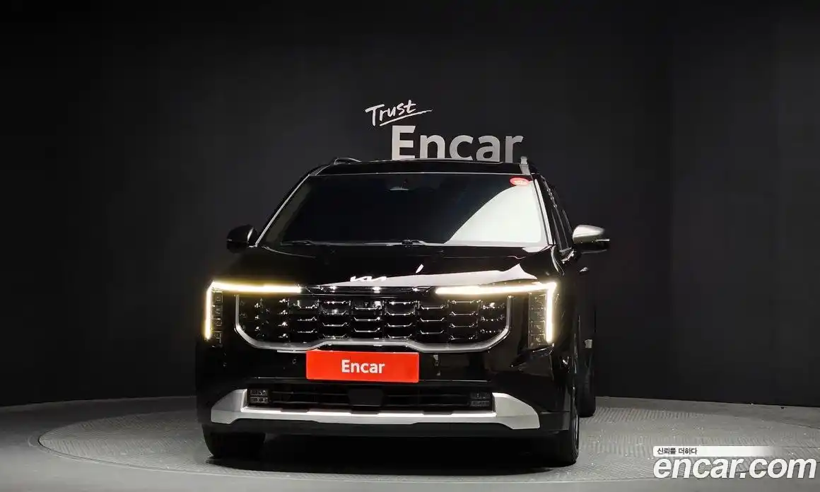 Kia Canival 2025 3.5 Автомат в Москве № 532692, фото 3