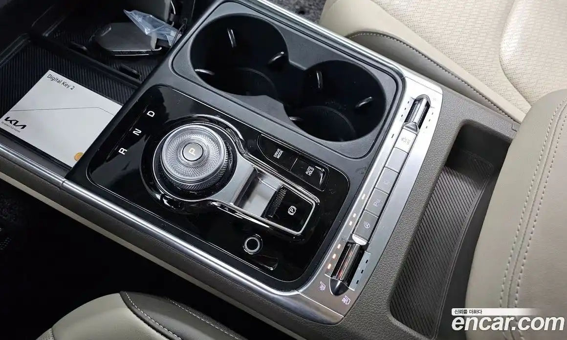 Kia Canival 2025 3.5 Автомат в Москве № 532692, фото 9