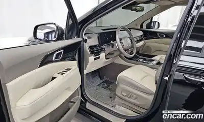 Kia Canival 2025 3.5 Автомат в Москве № 532692, миниатюра 10
