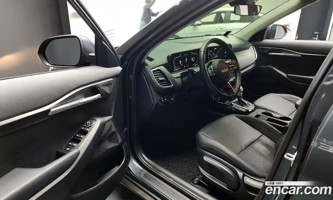 Kia Seltos 2024 1.6 Автомат в Москве № 53314, фото 10