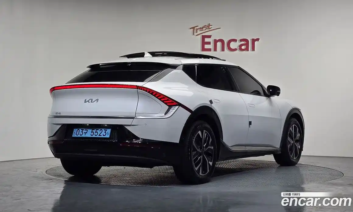 Kia EV6 2022 0.1 Автомат в Москве № 534025, фото 1