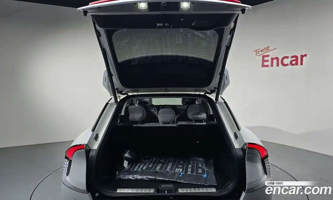 Kia EV6 2022 0.1 Автомат в Москве № 534025, фото 19