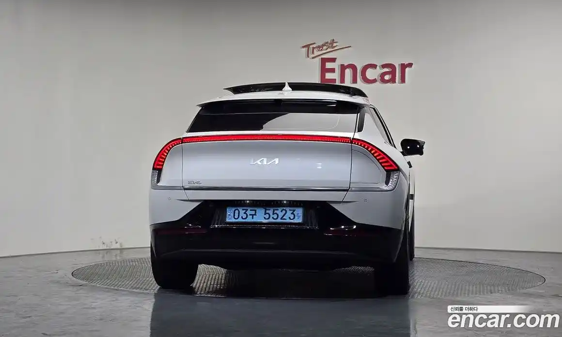 Kia EV6 2022 0.1 Автомат в Москве № 534025, фото 3