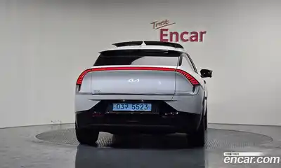 Kia EV6 2022 0.1 Автомат в Москве № 534025, миниатюра 3