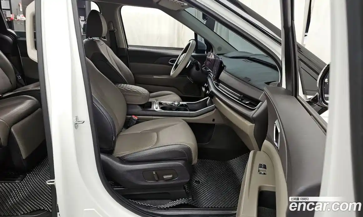 Kia Canival 2025 3.5 Автомат в Москве № 534139, фото 11