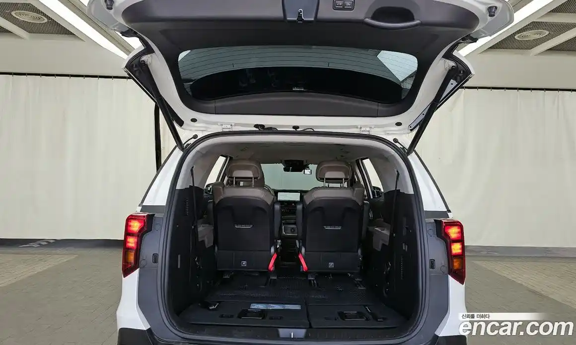 Kia Canival 2025 3.5 Автомат в Москве № 534139, фото 20