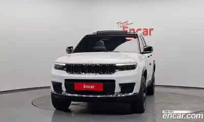 Jeep Cherokee 2023 2.0 Автомат в Москве № 534523, миниатюра 2