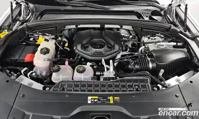 Jeep Cherokee 2023 2.0 Автомат в Москве № 534523, миниатюра 5