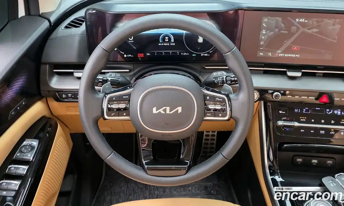 Kia Canival 2021 2.2 Автомат в Москве № 535141, фото 12