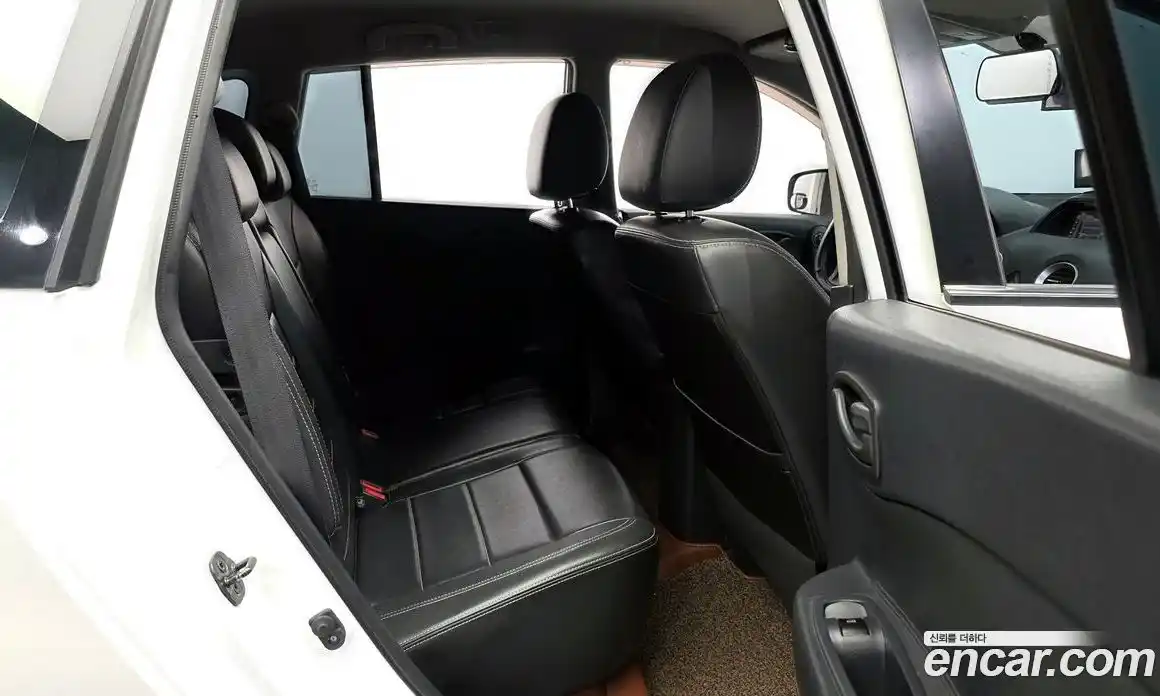 Renault QM5 2015 2.0 Автомат в Москве № 535519, фото 12