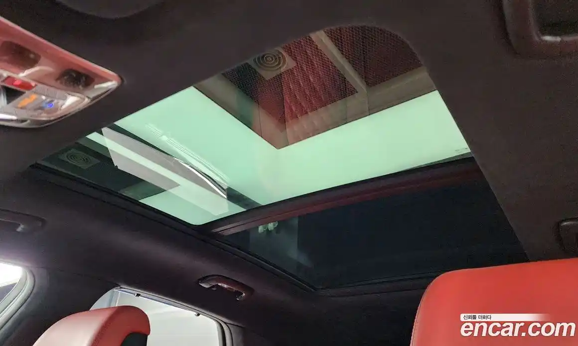 Genesis GV70 2024 2.5 Автомат в Москве № 536230, фото 18