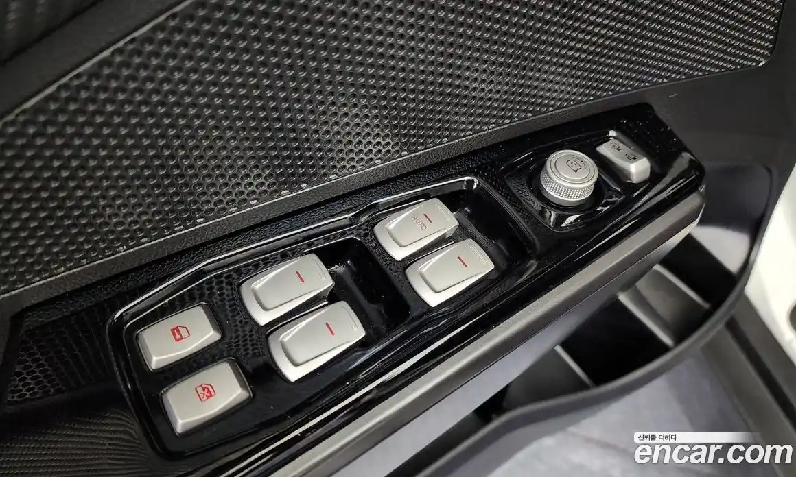 SsangYong TIBOLI 2017 1.6 Автомат в Москве № 537257, фото 13