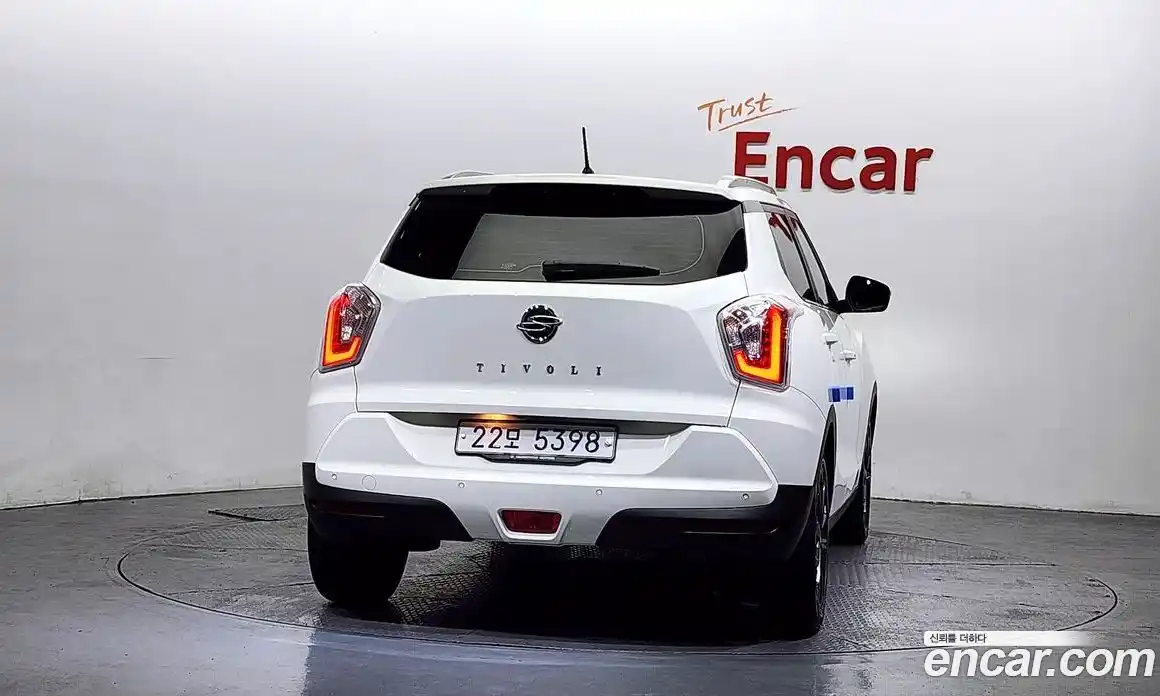 SsangYong TIBOLI 2017 1.6 Автомат в Москве № 537257, фото 4