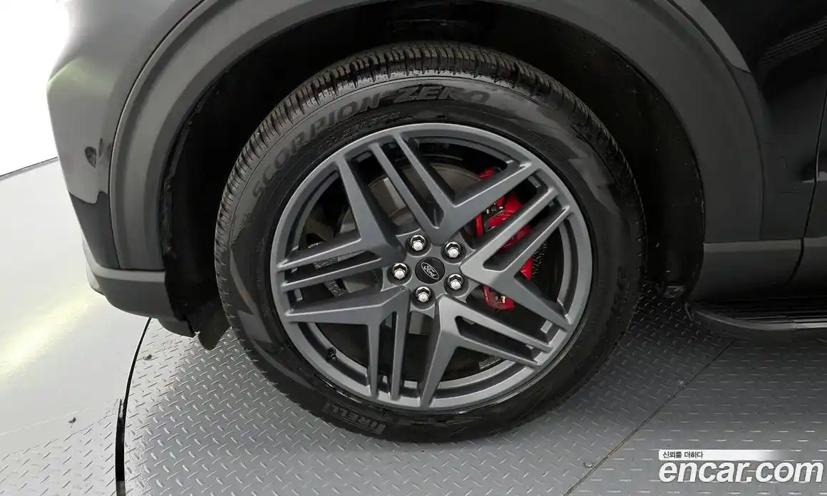 Ford Explorer 2025 2.3 Автомат в Москве № 539832, фото 5