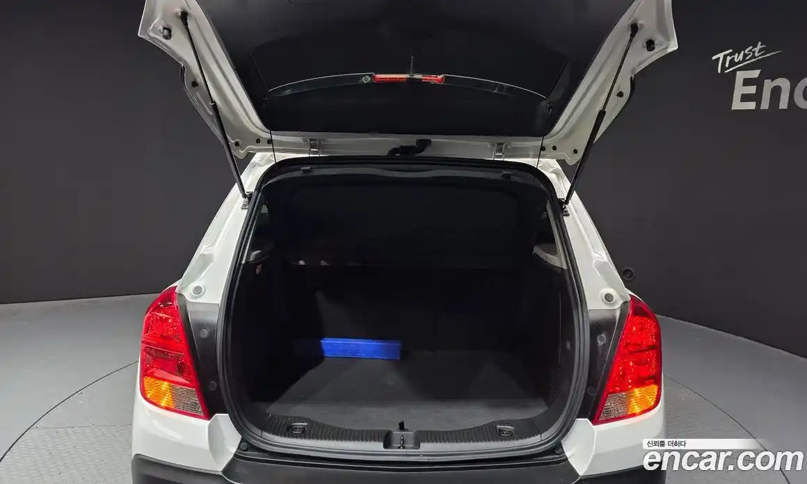 Chevrolet Trax 2016 1.6 Автомат в Москве № 539985, фото 20