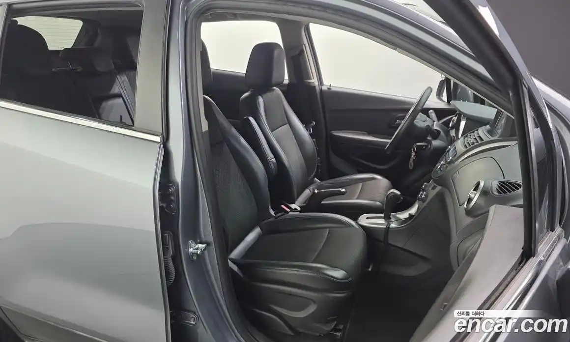 Chevrolet Trax 2015 1.4 Автомат в Москве № 540095, фото 12