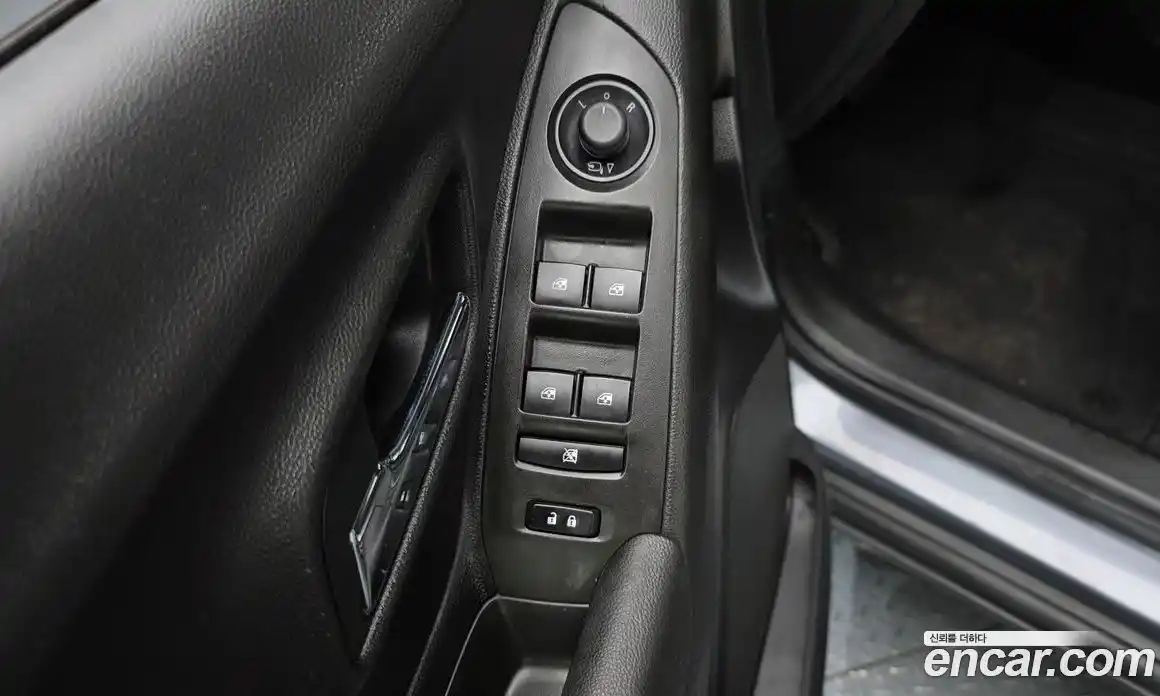 Chevrolet Trax 2015 1.4 Автомат в Москве № 540095, фото 14