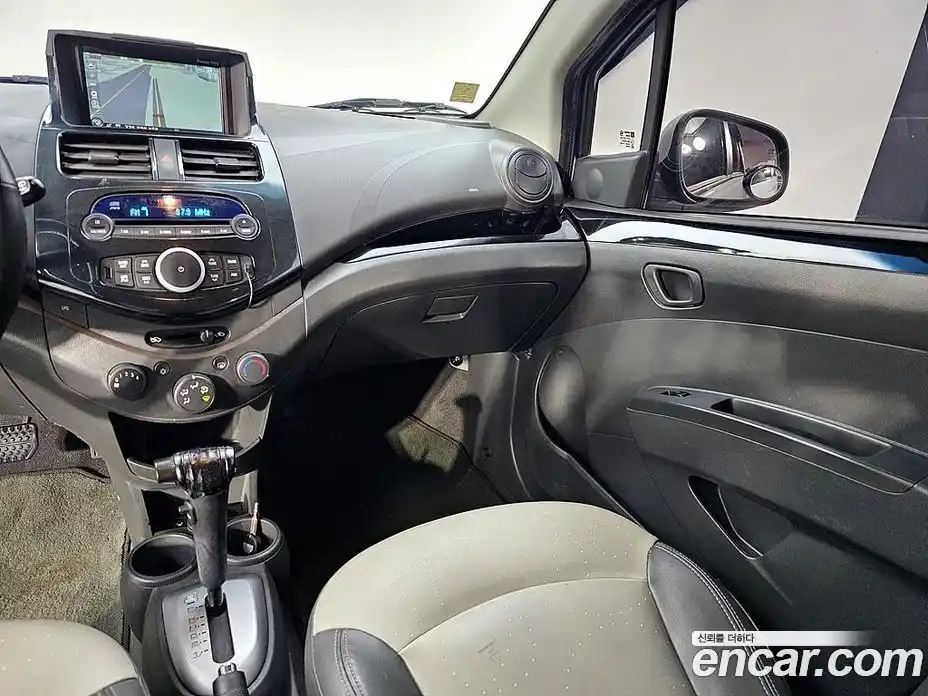 Chevrolet Spark 2012 1.0 Автомат в Москве № 540227, фото 9