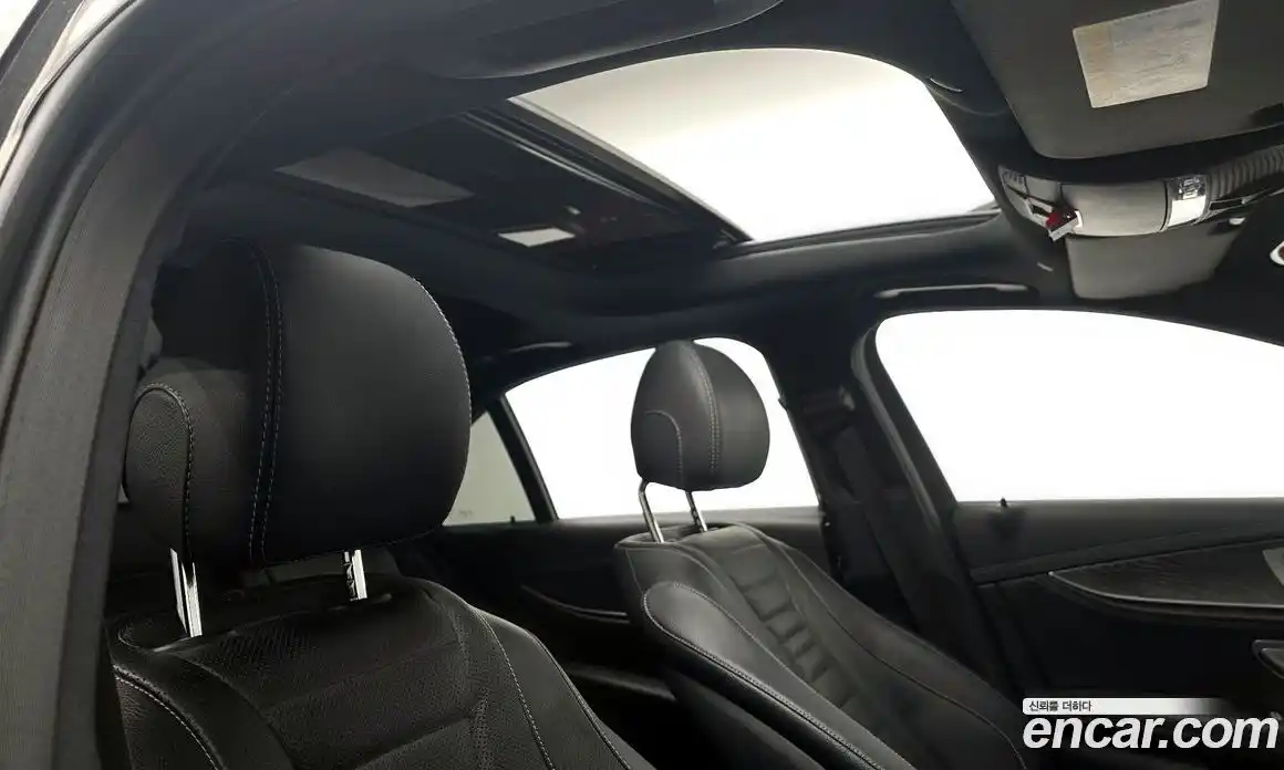 Mercedes-Benz E-Class 2022 2.0 Автомат в Москве № 542217, фото 18