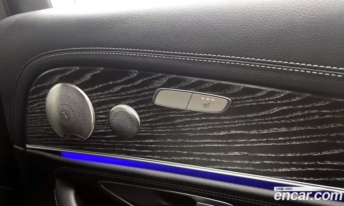 Mercedes-Benz E-Class 2022 2.0 Автомат в Москве № 542217, фото 19