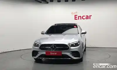 Mercedes-Benz E-Class 2022 2.0 Автомат в Москве № 542217, миниатюра 3