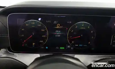 Mercedes-Benz E-Class 2022 2.0 Автомат в Москве № 542217, миниатюра 8