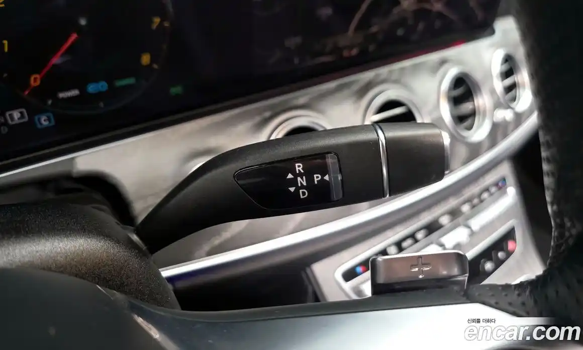 Mercedes-Benz E-Class 2022 2.0 Автомат в Москве № 542217, фото 9