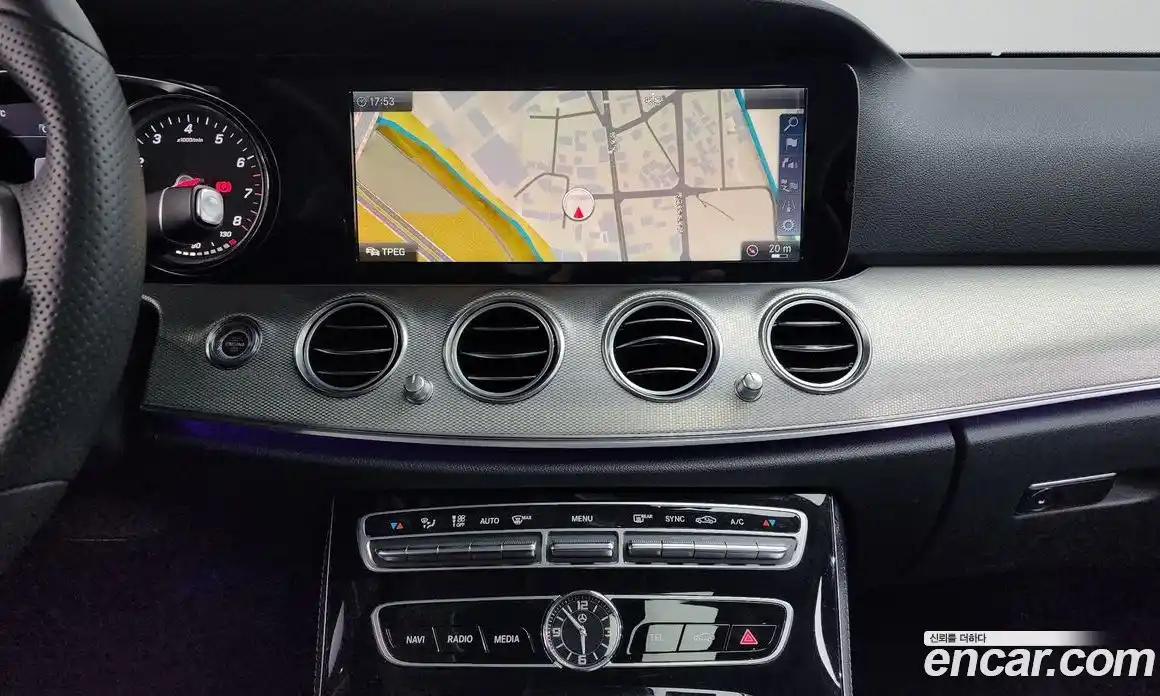 Mercedes-Benz E-Class 2018 2.0 Автомат в Москве № 542246, фото 15