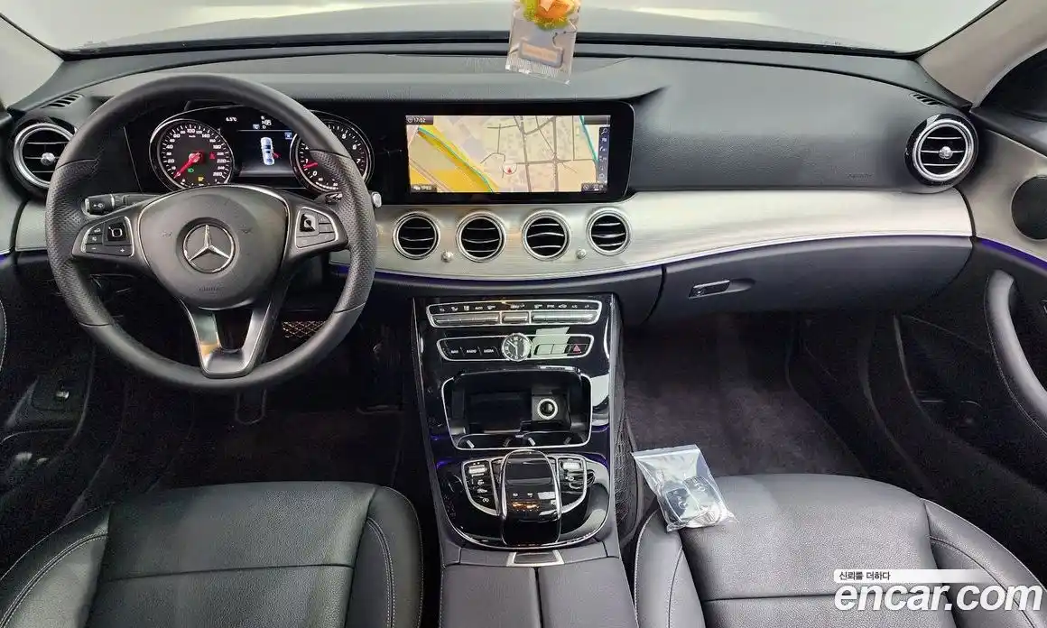 Mercedes-Benz E-Class 2018 2.0 Автомат в Москве № 542246, фото 7