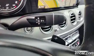 Mercedes-Benz E-Class 2018 2.0 Автомат в Москве № 542246, миниатюра 9