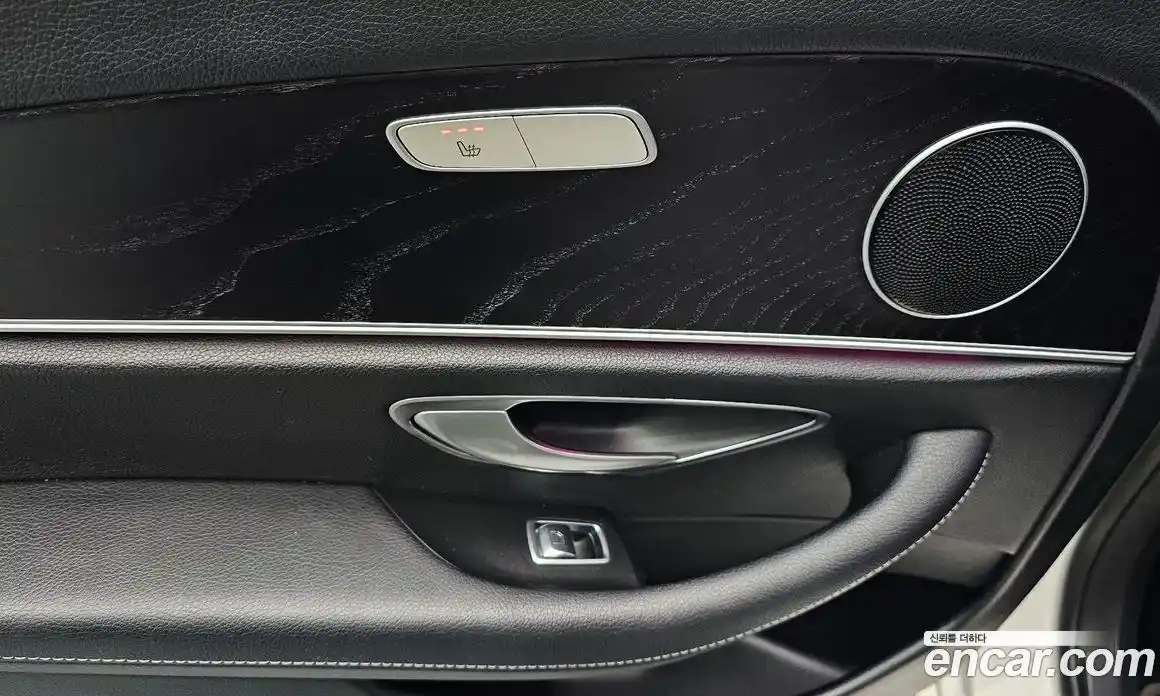 Mercedes-Benz E-Class 2018 1.9 Автомат в Москве № 543644, фото 18