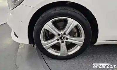 Mercedes-Benz E-Class 2018 1.9 Автомат в Москве № 543644, миниатюра 5