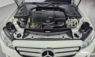 Mercedes-Benz E-Class 2018 1.9 Автомат в Москве № 543644, миниатюра 6