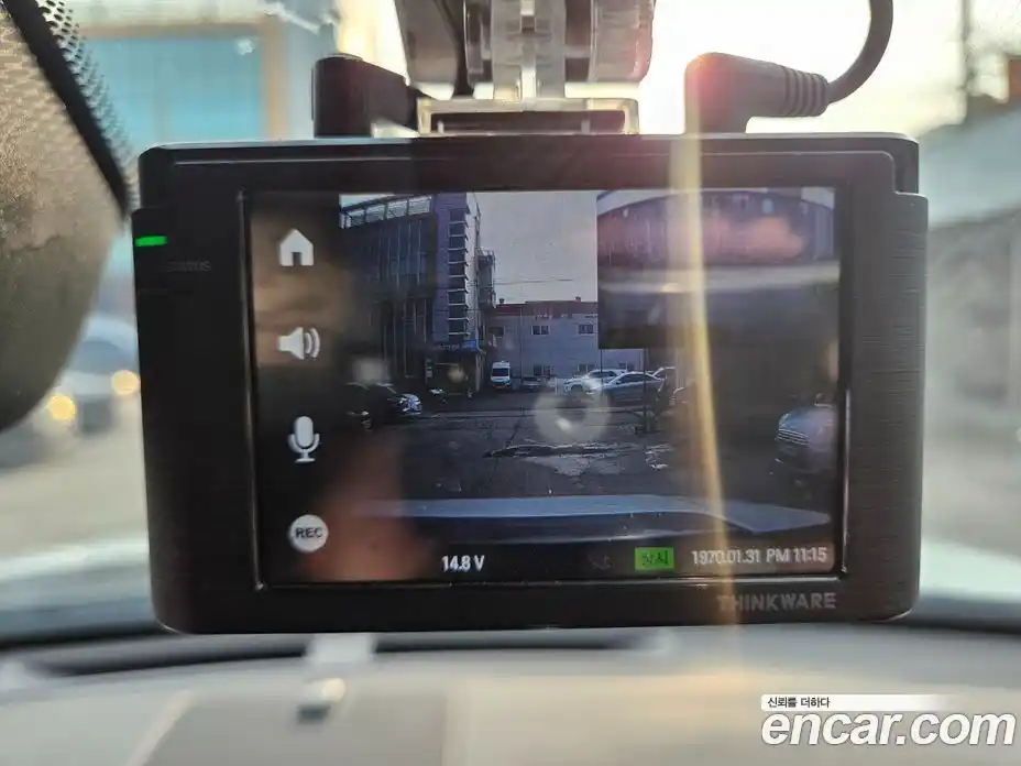 Land Rover Discovery Sport 2017 2.0 Автомат в Москве № 543897, фото 17