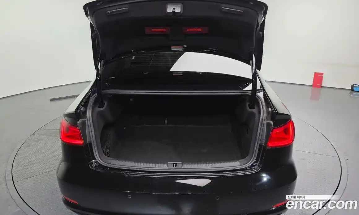 Audi A3 2015 2.0 Автомат в Москве № 544688, фото 20