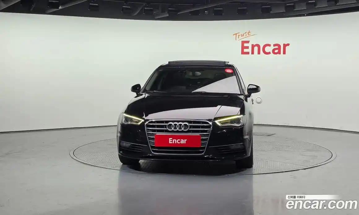 Audi A3 2015 2.0 Автомат в Москве № 544688, фото 3