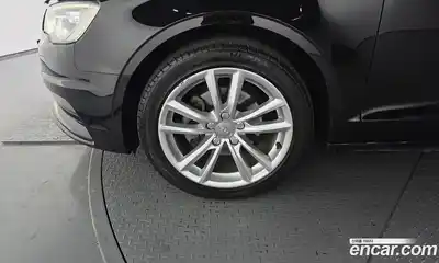 Audi A3 2015 2.0 Автомат в Москве № 544688, миниатюра 5