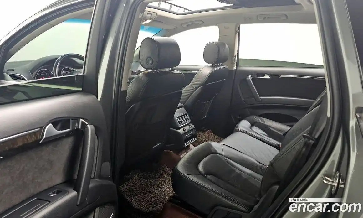 Audi Q7 2015 3.0 Автомат в Москве № 544707, фото 11