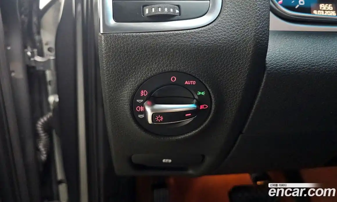 Audi Q7 2015 3.0 Автомат в Москве № 544707, фото 13