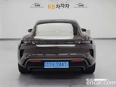 Porsche Taycan 2025 0.1 Автомат в Москве № 545420, миниатюра 3