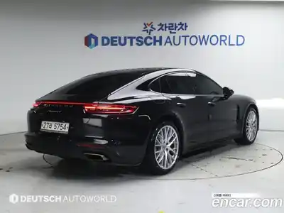 Porsche Panamera 2018 3.0 Автомат в Москве № 546045, миниатюра 2