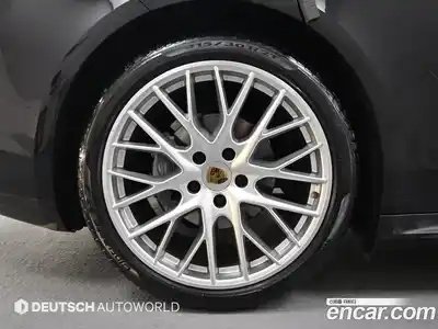Porsche Panamera 2018 3.0 Автомат в Москве № 546045, миниатюра 5