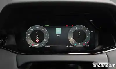 Land Rover Range-Rover Evoque 2024 2.0 Автомат в Москве № 546111, миниатюра 8