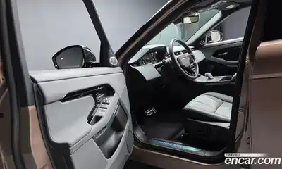 Land Rover Range-Rover Evoque 2024 2.0 Автомат в Москве № 546111, миниатюра 10